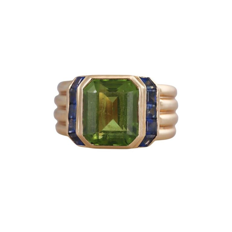 18k Gold Peridot and Sapphire Ring