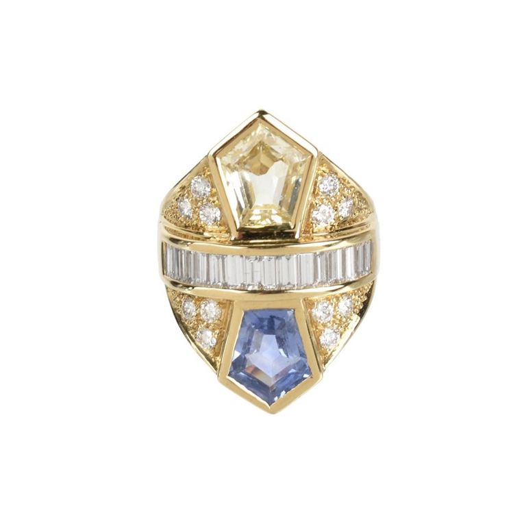 18k Yellow Gold Sapphire and Diamond Ring
