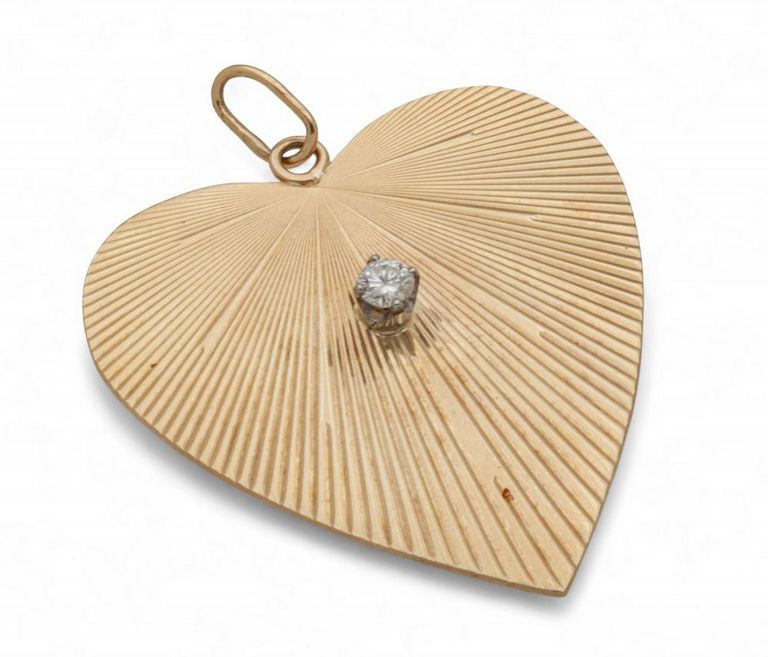 14k Yellow Gold Diamond Pendant