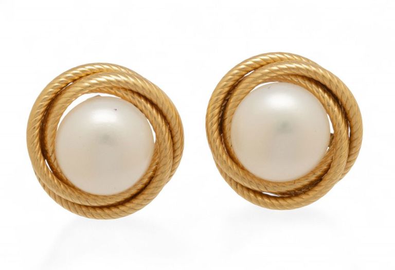 14k Yellow Gold Pearl Earrings