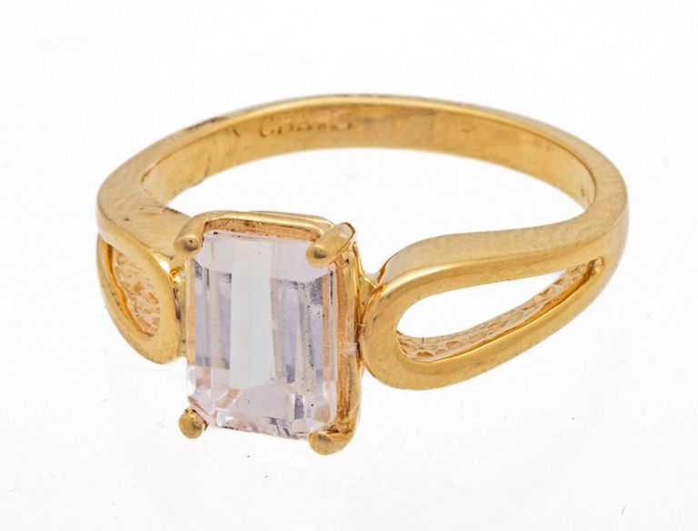 14k Yellow Gold Kunzite Ring