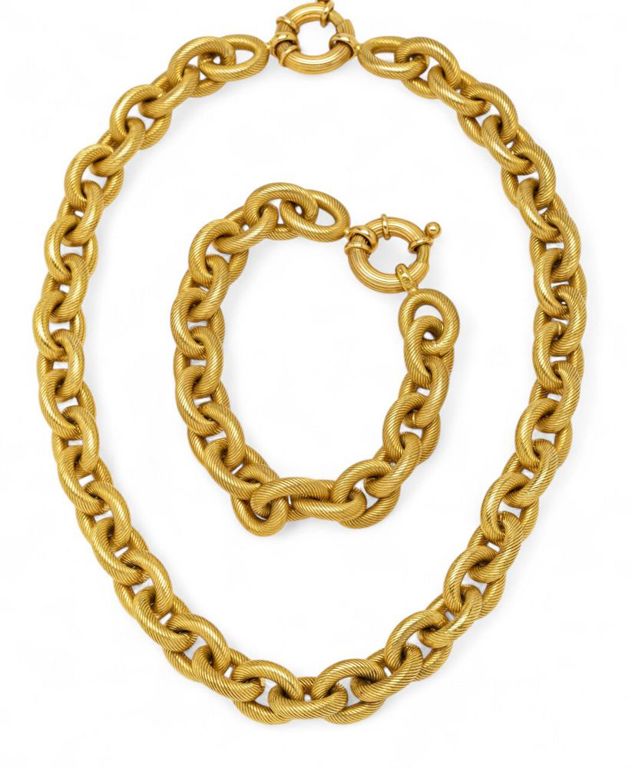 Set of 2 18k Gold Necklace and Bracelet