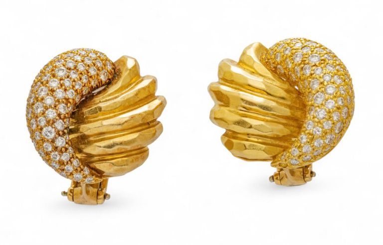 18k Gold Diamond Shell Earrings