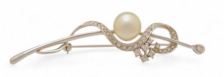 18k Gold Pearl and Diamond Brooch