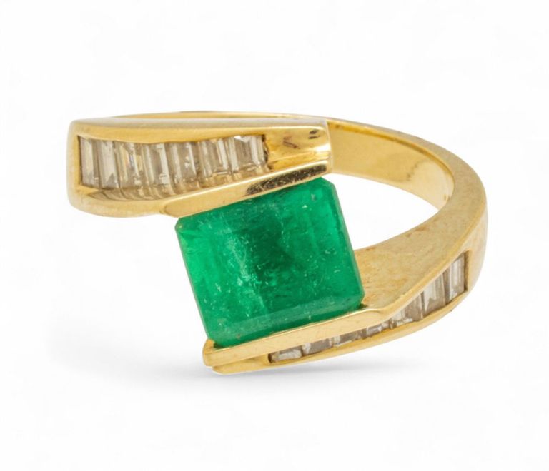 14k Gold Emerald and Diamond Ring