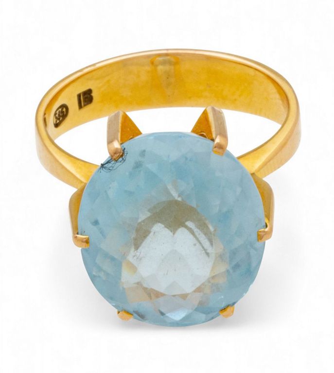 14k Gold Topaz Cocktail Ring