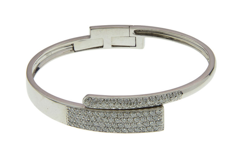 18k Gold Diamond Crossover Bracelet