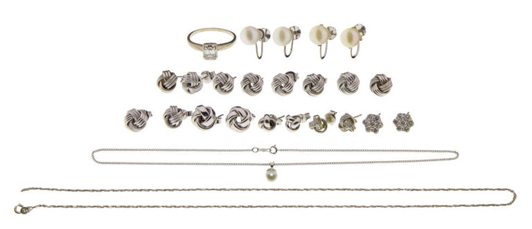 14k White Gold Diamond Jewelry Set