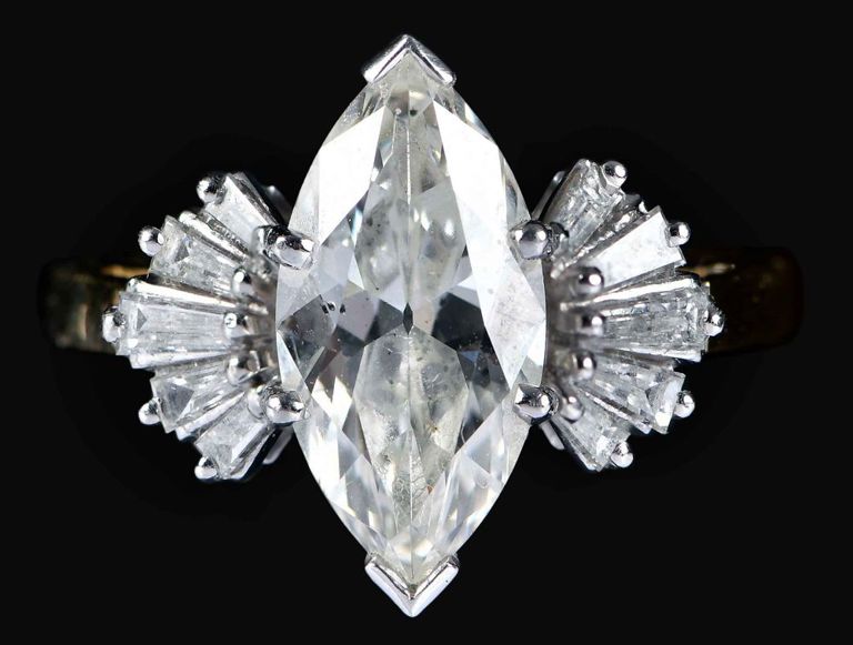 18k Gold and Platinum Diamond Ring