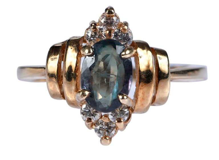 14k Gold Alexandrite and Diamond Ring