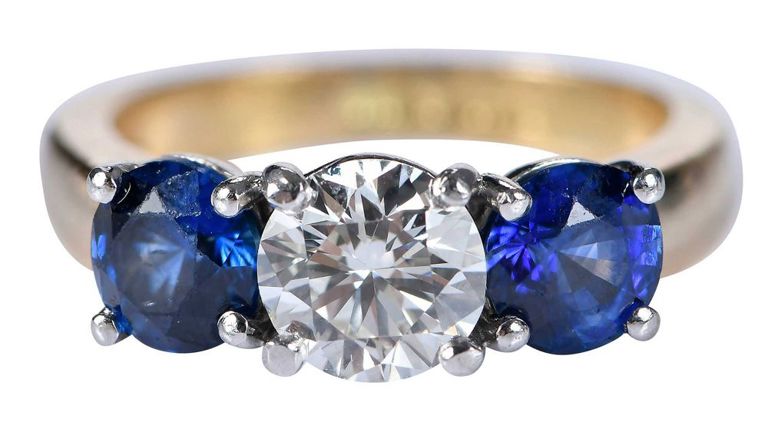 18k Gold Platinum Diamond and Sapphire Ring