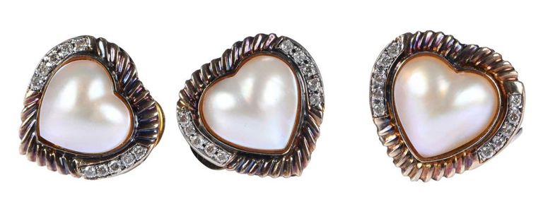 Set of Pearl and Diamond Jewelry
