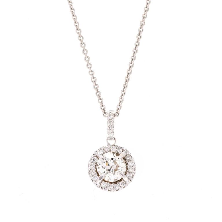 14k White Gold Diamond Pendant Necklace