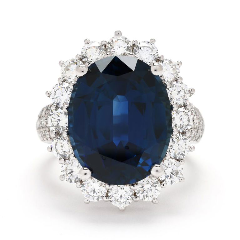 18k White Gold Sapphire and Diamond Ring