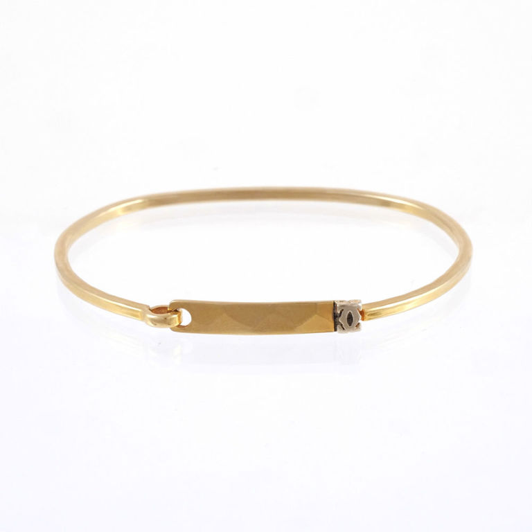 18k Gold Bangle Bracelet