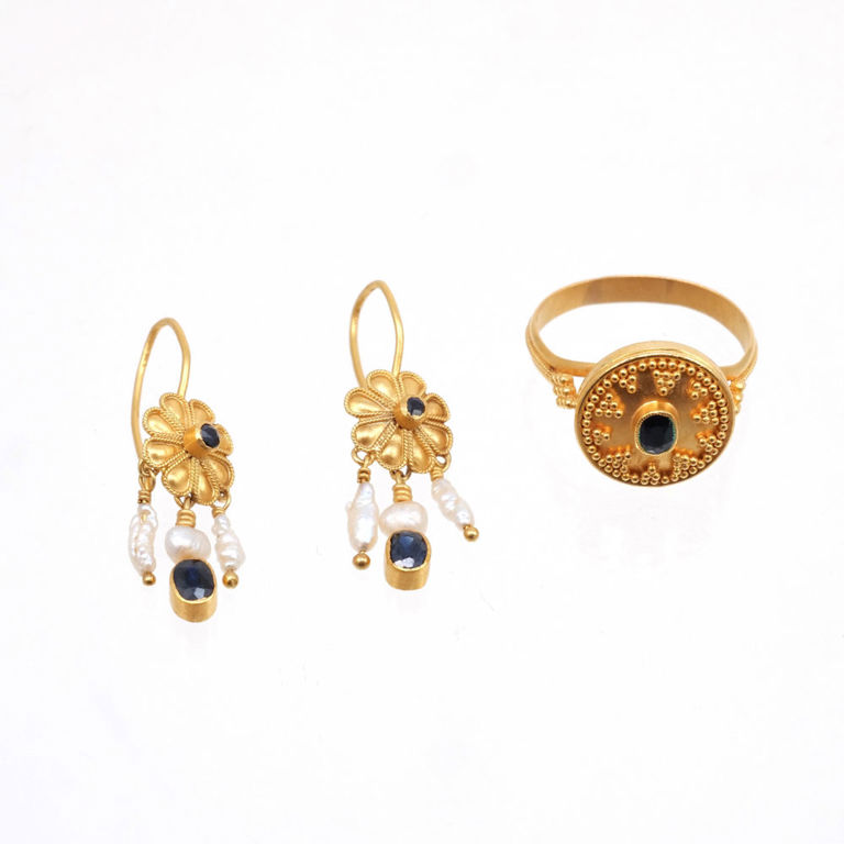 22k Gold Etruscan Revival Mini Parure
