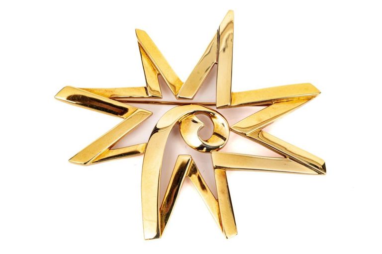 18k Yellow Gold Brooch