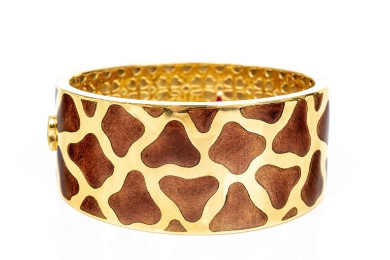 18k Gold Bangle Bracelet