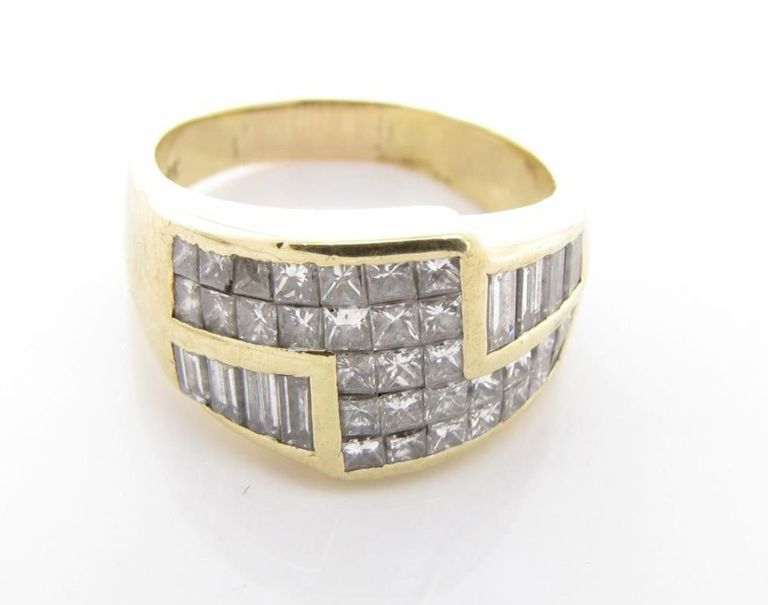 18k Yellow Gold Diamond Ring