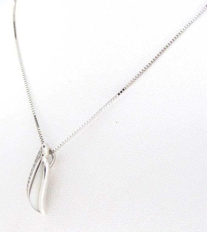 Mother of Pearl and Diamond Pendant Necklace