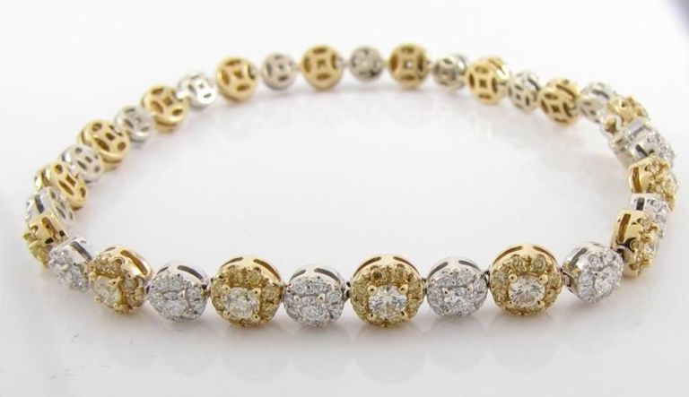 18k Yellow Gold Diamond Bracelet