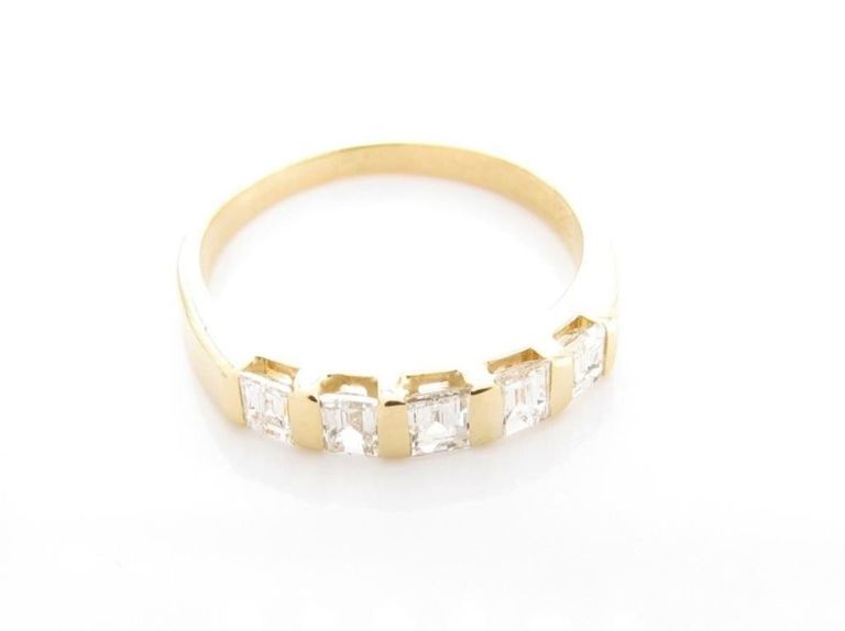 14k Gold Diamond Ring