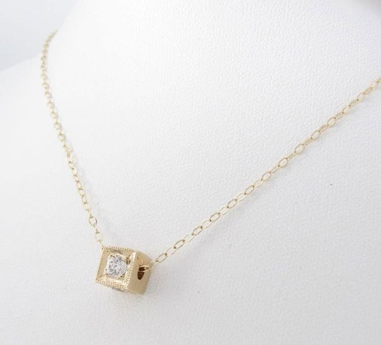 14k Gold Diamond Pendant Necklace