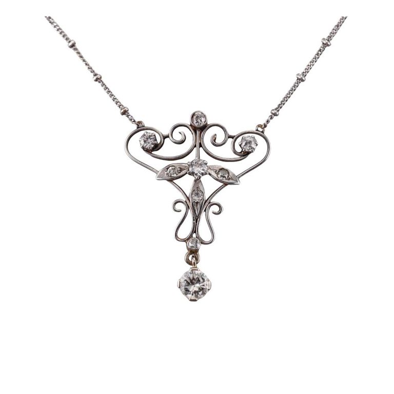 14k Gold Diamond Pendant Necklace