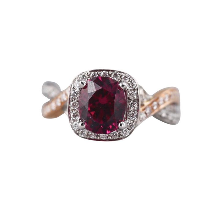 18k Gold Garnet and Diamond Ring