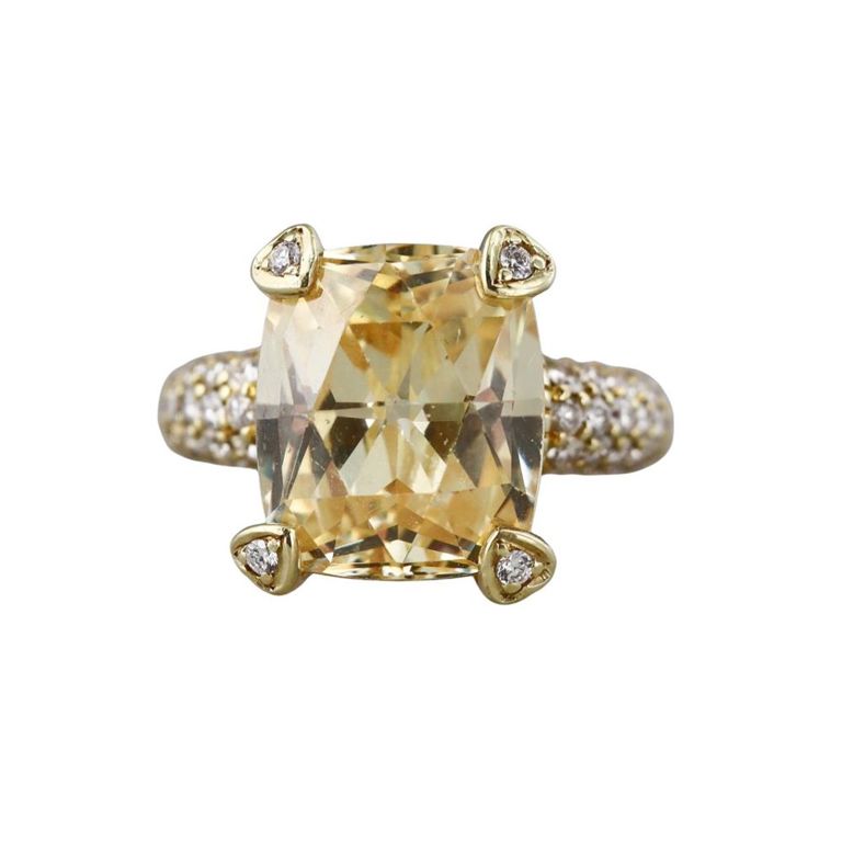 18k Gold Crystal and Diamond Ring