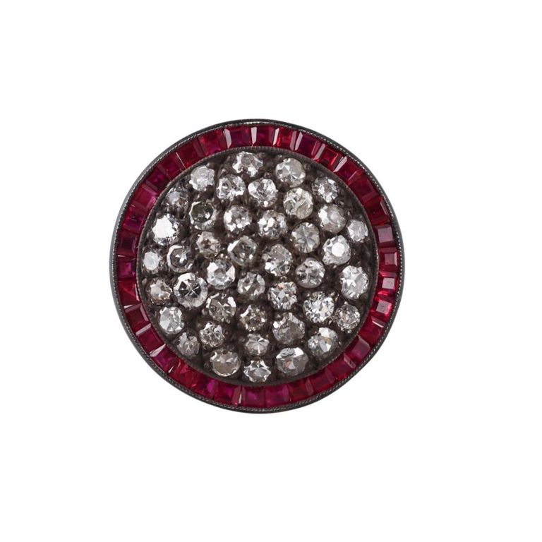 18k Gold Diamond and Ruby Ring