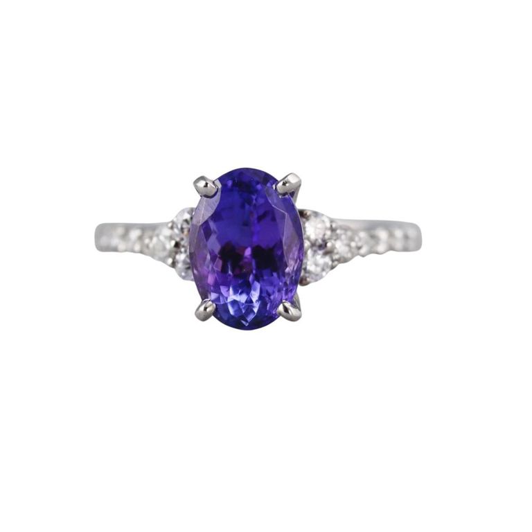 14k Gold Tanzanite and Diamond Ring