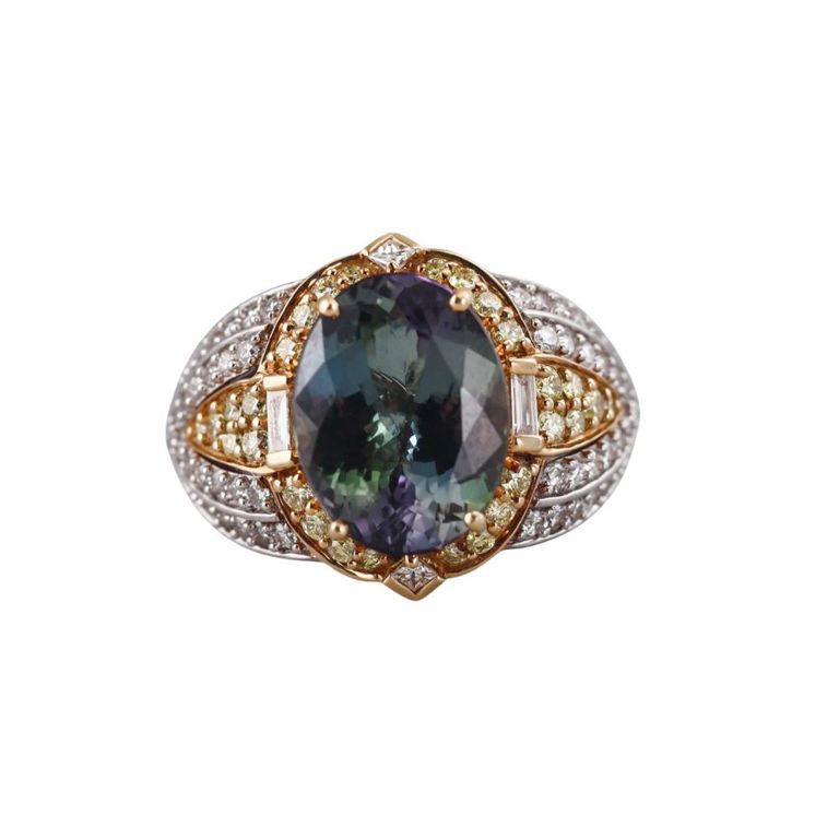 18k Gold Tanzanite and Diamond Ring