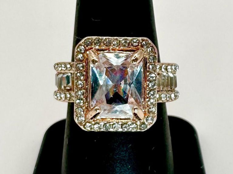 14k Rose Gold Diamond Ring