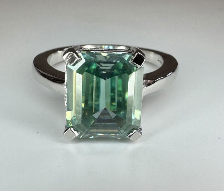 Moissanite Ring