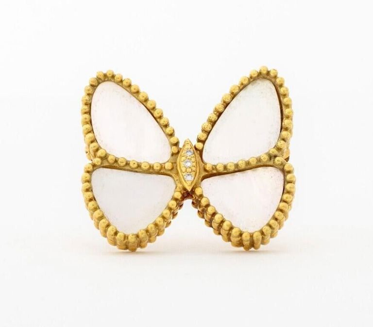 18k Gold MOP and Diamond Brooch