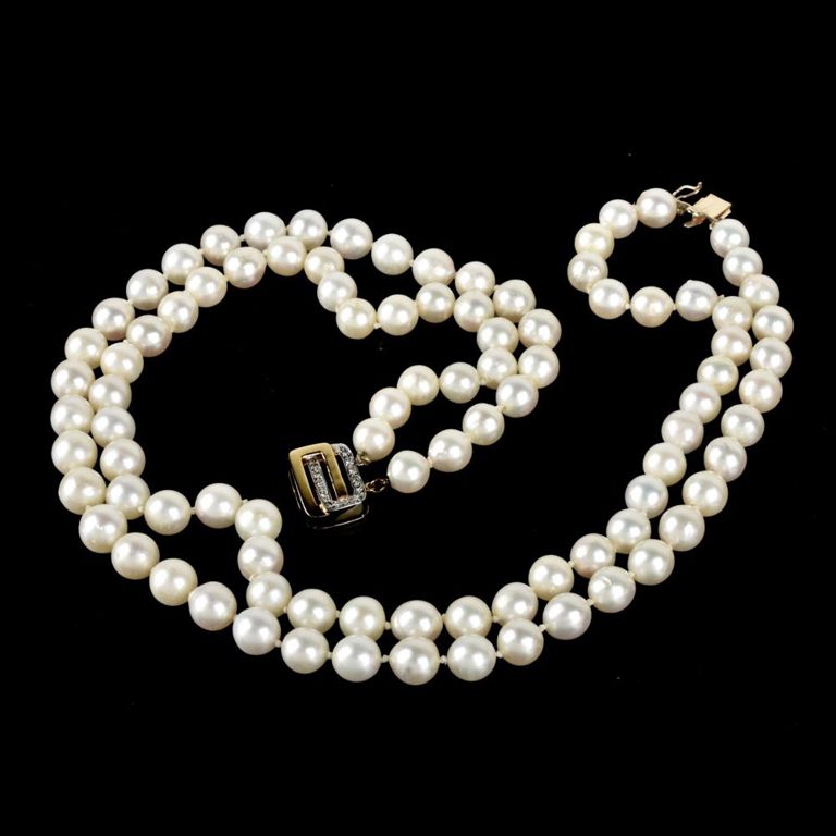 Pearl Necklace With 14k Yellow Gold Diamond Clasp