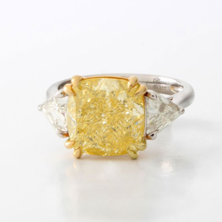 18k White and Yellow Gold Diamond Engagement Ring