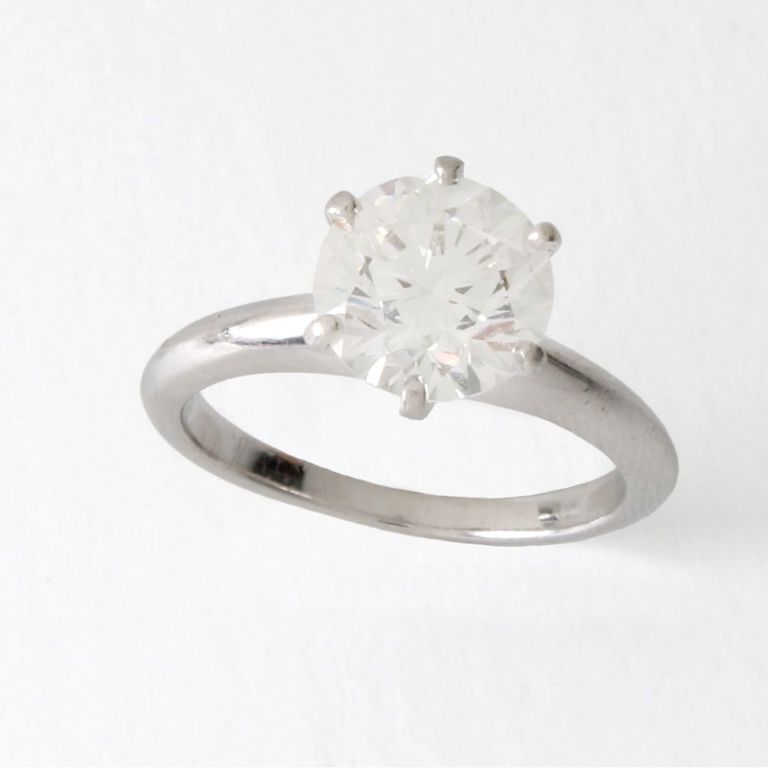 950 Platinum Diamond Solitaire Ring