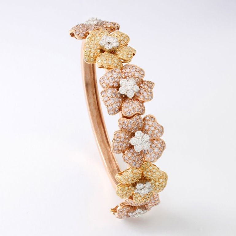 14k Tri-Color Gold Diamond Flower Bracelet