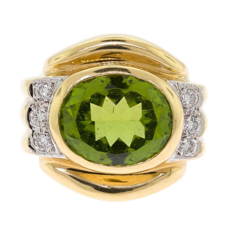 18k Gold Peridot and Diamond Ring