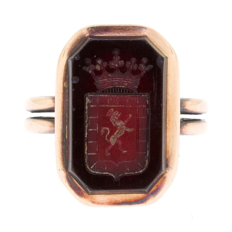 Gold Hardstone Ring