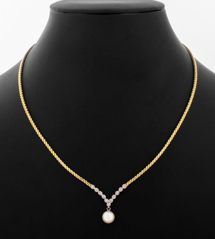 14k Yellow Gold Link Diamond Necklace