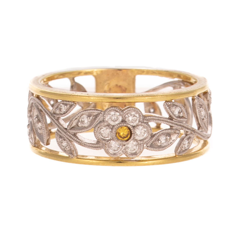 18k White and Yellow Gold Diamond Floral Ring