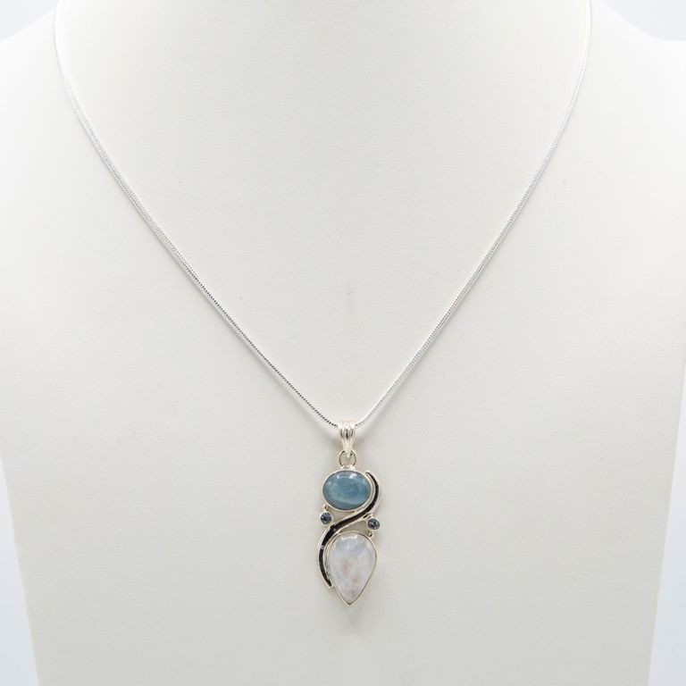 Aquamarine and Moonstone Pendant Necklace