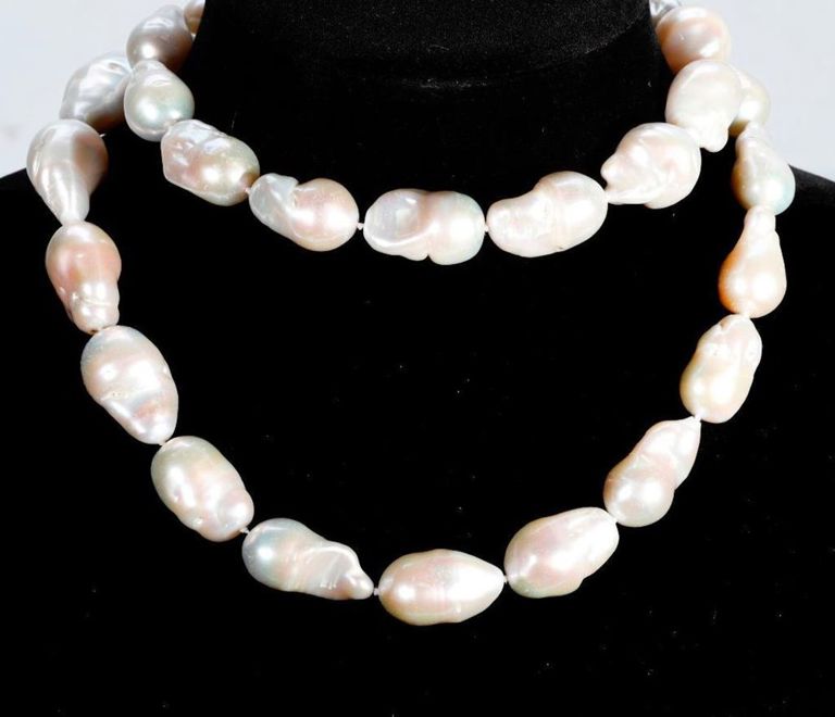 Silver Pearl Necklace