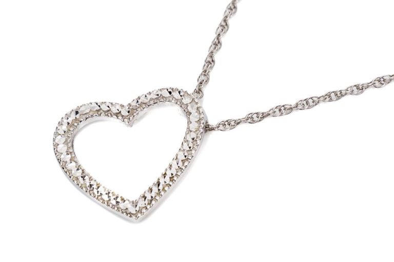 14k Gold Heart Pendant Necklace