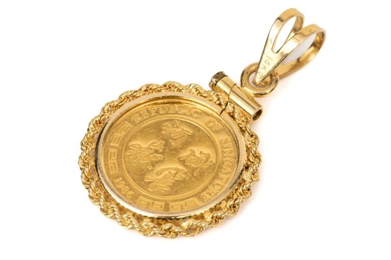 14k Yellow Gold Coin Pendant