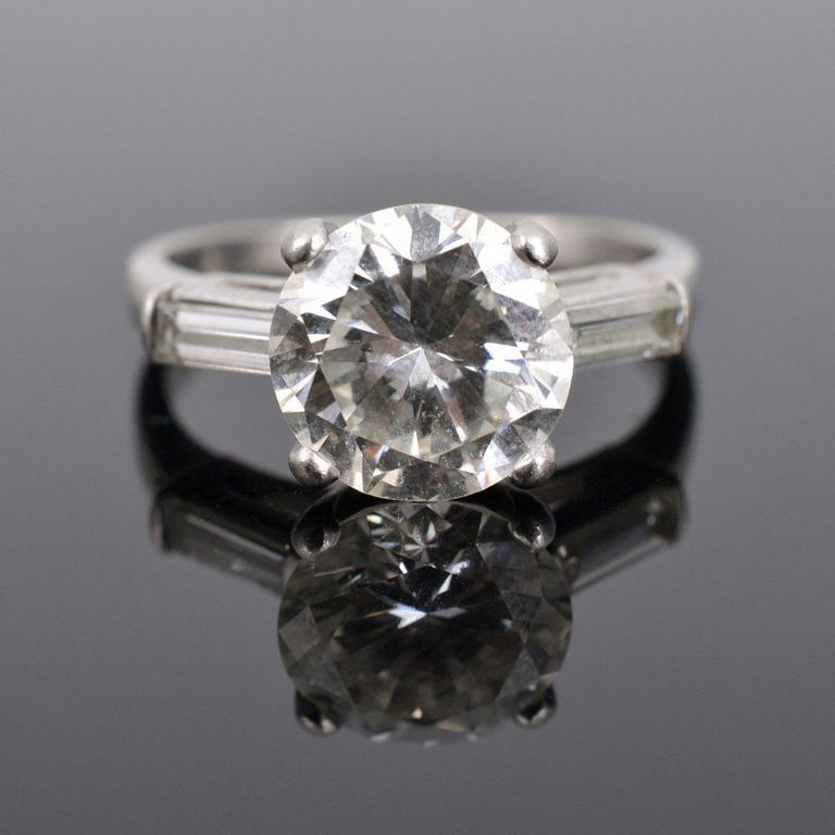 Platinum Engagement Diamond Ring