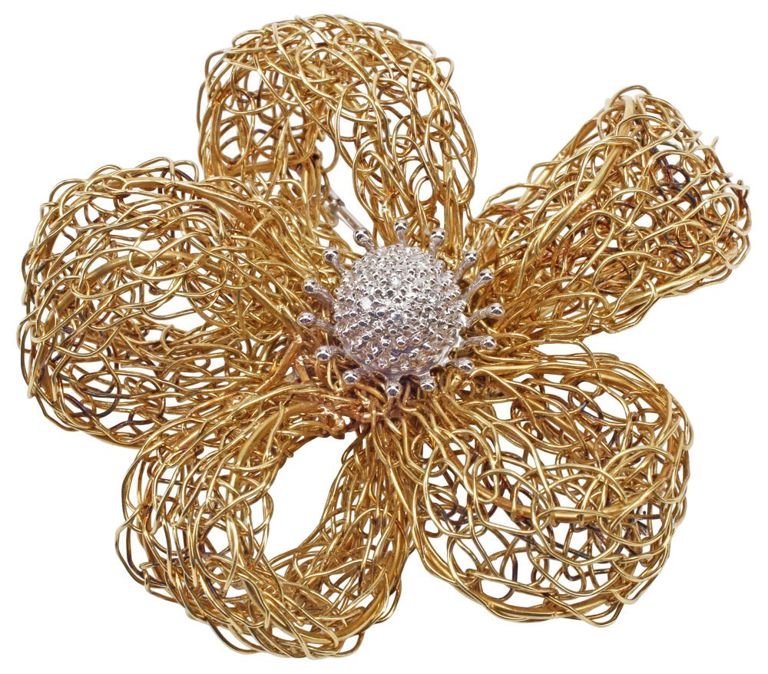 18k Gold Diamond Brooch